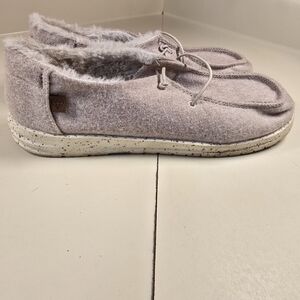 Unk Women's Moccasins in Soft Pink